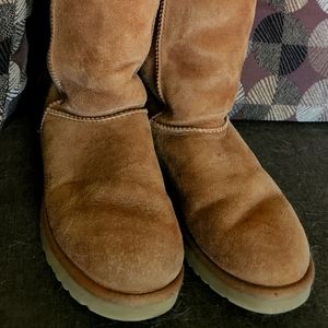 UGG classic tall boot